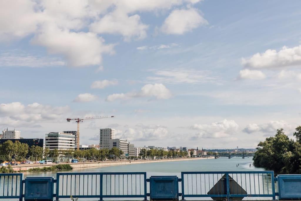 Studio Design Renove/ Berges Du Rhone ลียง ภายนอก รูปภาพ
